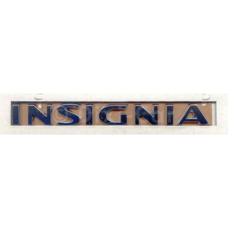 Napis ''Insignia '' na tył Insignia.