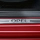 Nakładki progów wewnętrznych z napisem OPEL, przednie 95264200 (Karl)