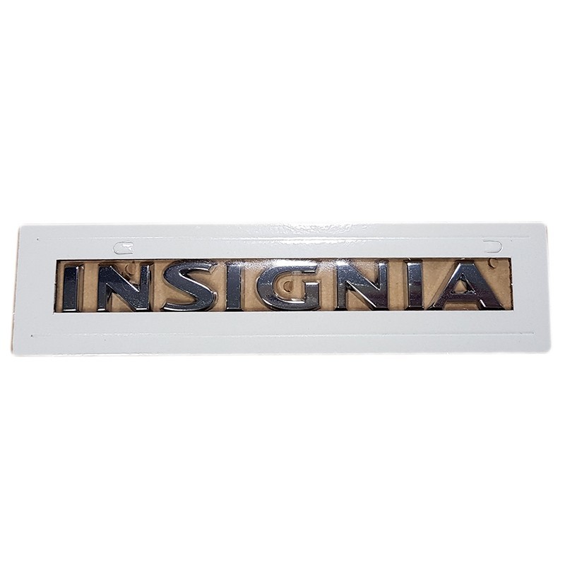 Napis ''INSIGNIA'' pokrywy bagażnika GM13409223 (Opel Insignia)